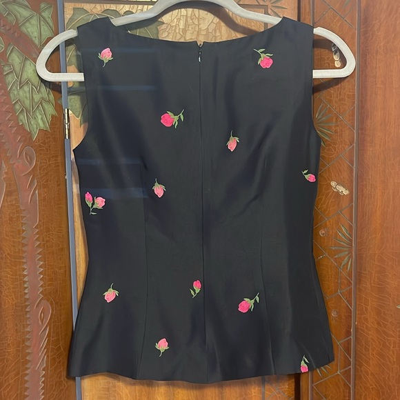 Talbots shell black with pink rosebuds, size 2 - Picture 2 of 4